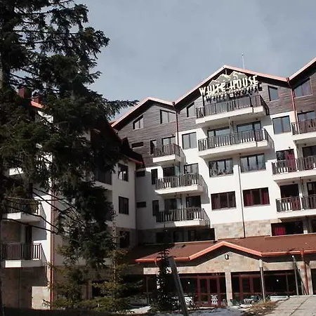 White House Hotel 4*