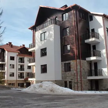 White House Hotel 4*