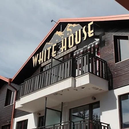 Hotel White House