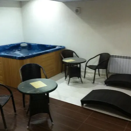 White House Borovets