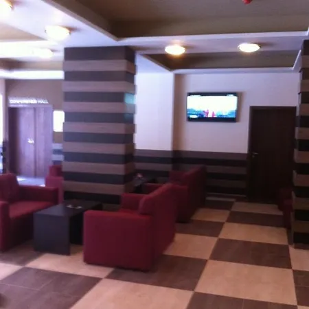 Hotel White House 4*